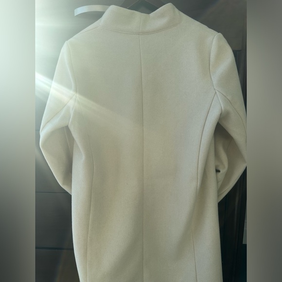 Cream coat - Picture 4 of 7